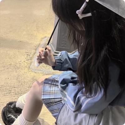 夜深血红